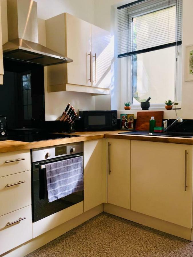 Spacious Apartment In The Heart Of St Leonards 哈斯丁 外观 照片